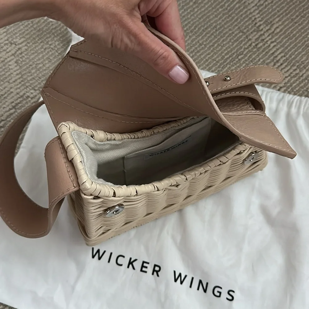 NWT SOLD OUT Wicker Wings Bao Natural Bag - Picture 3 of 4